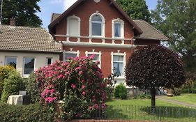 Ferienhaus Us Luett Hus Und Das Zimmer Linde Im Haupthaus